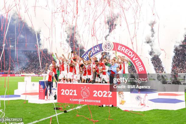 Ajax players celebrating title after the Dutch Eredivisie match between Ajax and SC Heerenveen at Johan Cruijff ArenA on May 11, 2022 in Amsterdam,...