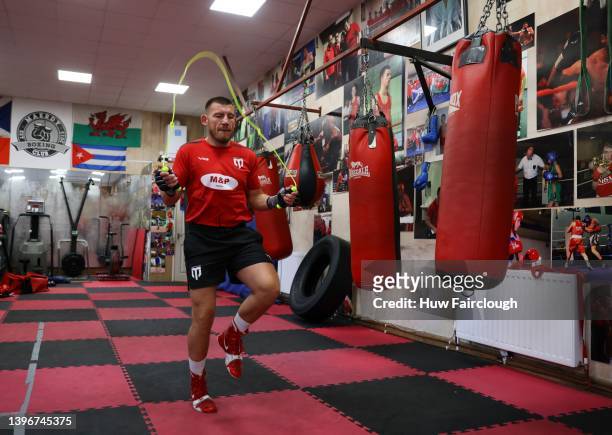 Welsh boxer Liam Williams warms up ahead of a a training session at his local boxing Gym on May 11, 2022 in Maerdy, Wales.