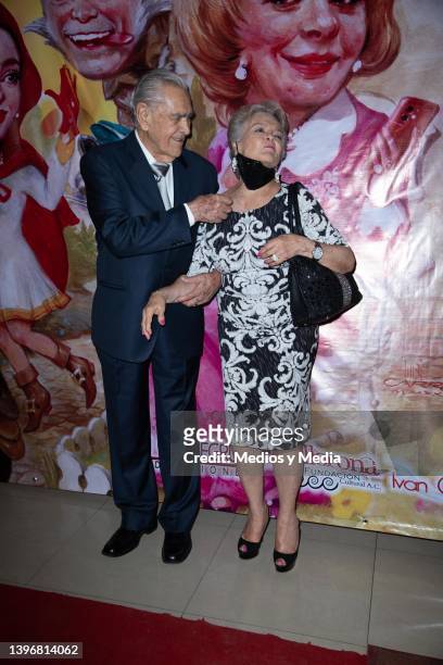 Eric del Castillo and his wife Kate Trillo pose for photo during premier function of Caperucita, Que onda con tu abuelita play, at Teatro Silvia...