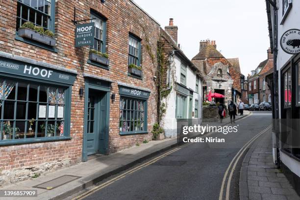 mint street, rye, east sussex - rye sussex stock pictures, royalty-free photos & images