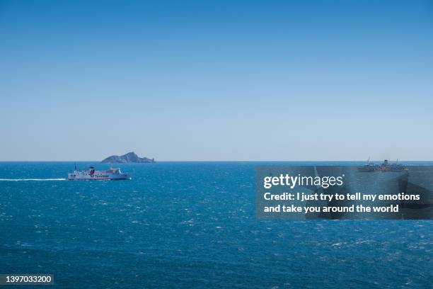 piombino and promontory - leghorn, tuscany, italy - port of leghorn - fotografias e filmes do acervo