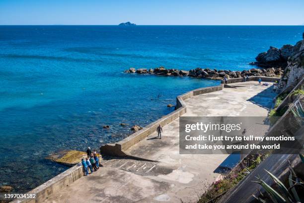 piombino and promontory - leghorn, tuscany, italy - port of leghorn - fotografias e filmes do acervo