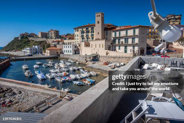 piombino and promontory - leghorn, tuscany, italy - port of leghorn - fotografias e filmes do acervo