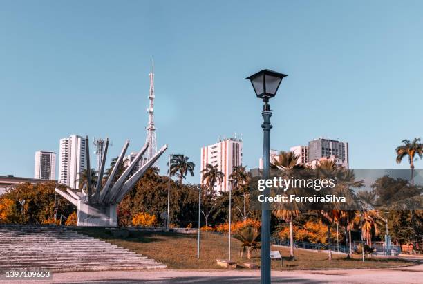 stadtplatz in der innenstadt von recife - sergipe stock-fotos und bilder