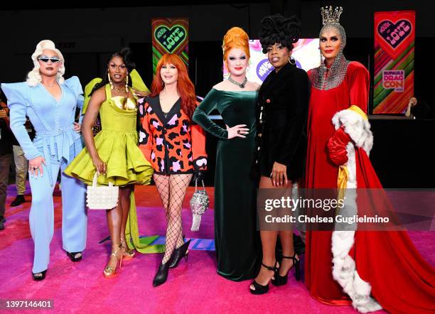 Cast members The Vivienne, Shea Couleé, Trinity The Tuck, Jinkx Monsoon, Monét X Change and Raja of "RuPaul's Drag Race All Stars" Season 7 attend...