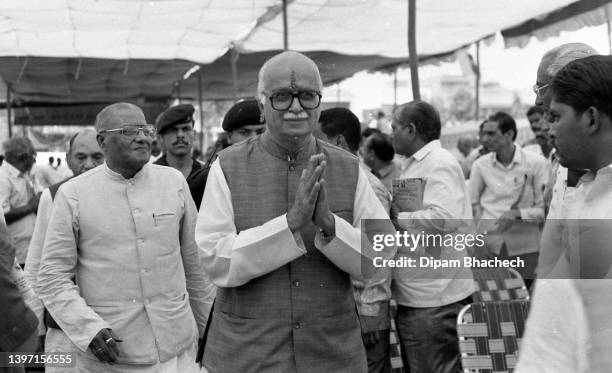 Lal Krishna Advani at seminar of new economic policies organised by Gujarat Urban Co - Operative Bank in Ahmedabad Gujarat India on 13th March 1993.