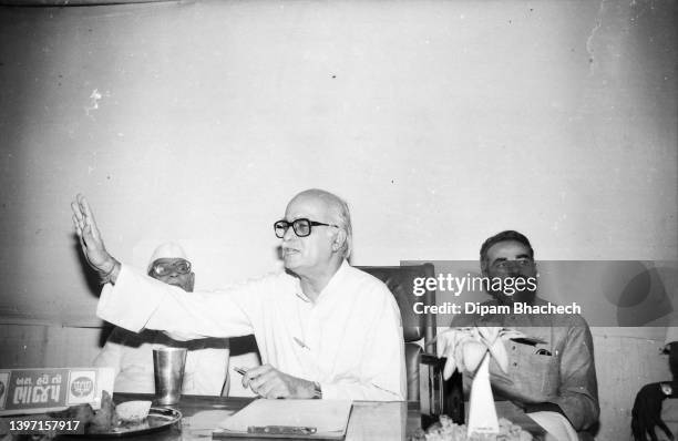 Lal Krishna Advani along with Narendra Modi addressing Prerss conference at Ahmedabad Gujarat India on 12th November 1989.