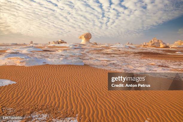 white desert at sunset. egypt, sahara desert - white desert stock pictures, royalty-free photos & images