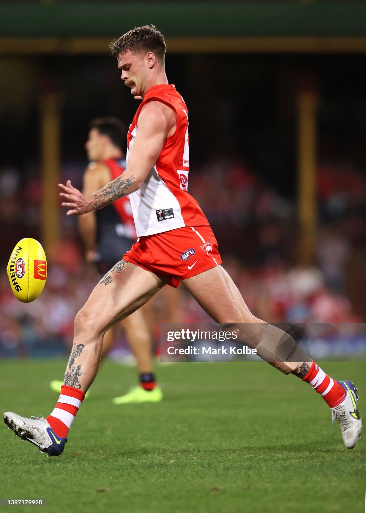 AFL Rd 9 - Sydney v Essendon