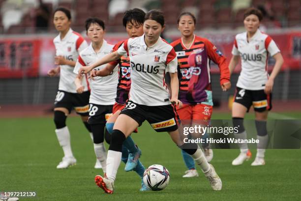 Yuzuho Shiokoshi of Urawa Red Diamonds Ladies in action during the WE League match between INAC Kobe Leonessa and Mitsubishi Heavy Industries Urawa...