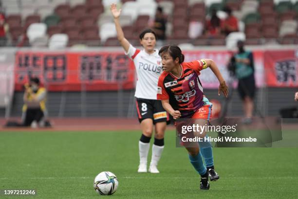Emi Nakajima of INAC Kobe Leonessa in action during the WE League match between INAC Kobe Leonessa and Mitsubishi Heavy Industries Urawa Red Diamonds...