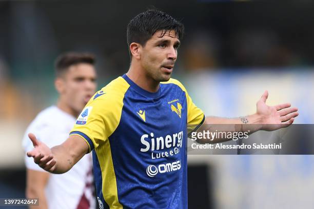 Giovanni Simeone of Hellas Verona reacts during the Serie A match between Hellas and Torino FC at Stadio Marcantonio Bentegodi on May 14, 2022 in...