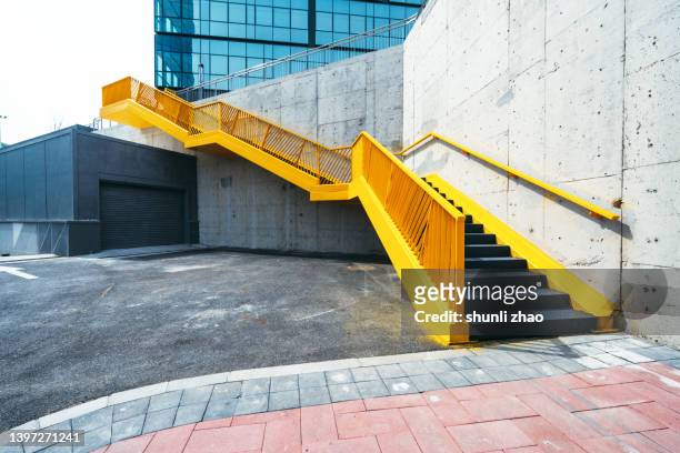yellow stairs - car park barrier stock pictures, royalty-free photos & images