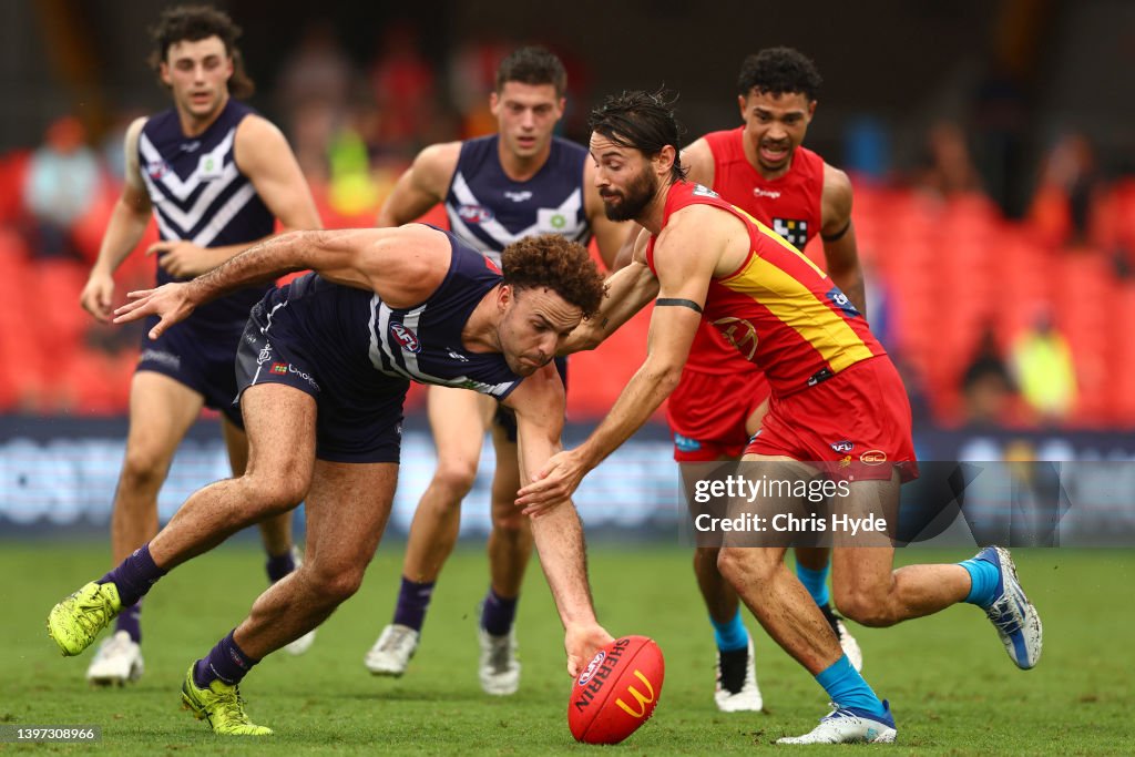 AFL Rd 9 - Gold Coast v Fremantle