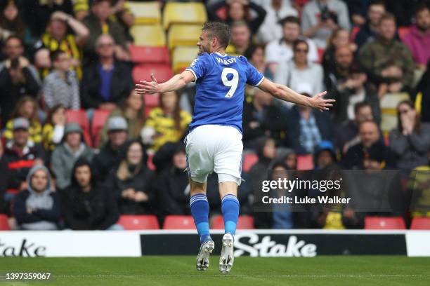 Jamie Vardy of Leicester City celebrates their sides second goal during the Premier League match between Watford and Leicester City at Vicarage Road...