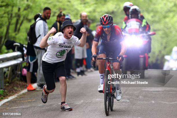 Richie Porte of Australia and Team INEOS Grenadiers competes while fans cheer during the 105th Giro d'Italia 2022, Stage 9 a 191km stage from Isernia...