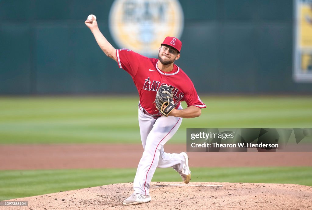 Los Angeles Angels v Oakland Athletics