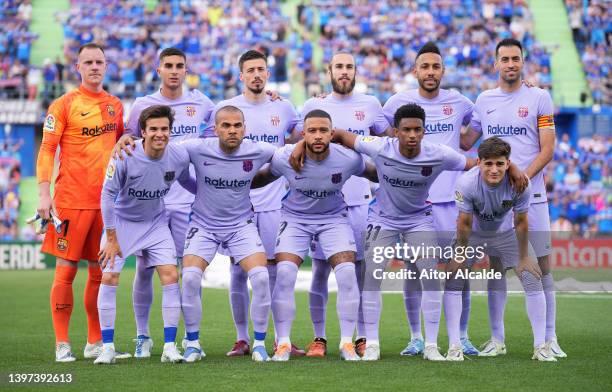 Barcelona pose for a photograph prior to kick off of the LaLiga Santander match between Getafe CF and FC Barcelona at Coliseum Alfonso Perez on May...