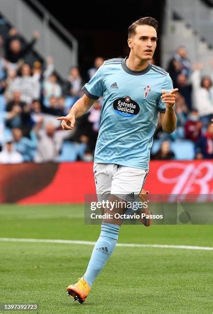 Denis Suarez of RC Celta de Vigo celebrates scoring their side's first goal during the LaLiga Santander match between RC Celta de Vigo and Elche CF...