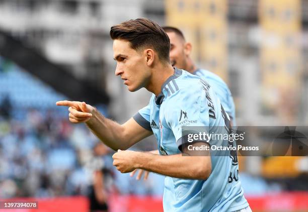 Denis Suarez of RC Celta de Vigo celebrates scoring their side's first goal during the LaLiga Santander match between RC Celta de Vigo and Elche CF...