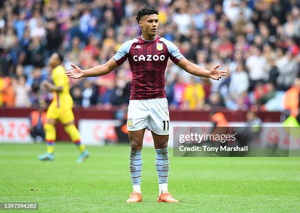 Aston Villa v Crystal Palace - Premier League Aston Villa v Crystal Palace - Premier League