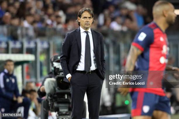 The coach of Inter Aimone Inzahi looks on during the Serie A match between Cagliari Calcio and FC Internazionale at Sardegna Arena on May 15, 2022 in...