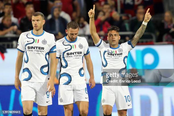 Lautaro Martinez of Inter celebrates his goal 0-2 during the Serie A match between Cagliari Calcio and FC Internazionale at Sardegna Arena on May 15,...