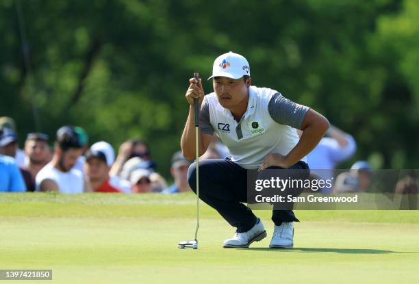 Lee of South Korea lines up a putt on the 18th green during the final round of the AT&T Byron Nelson at TPC Craig Ranch on May 15, 2022 in McKinney,...
