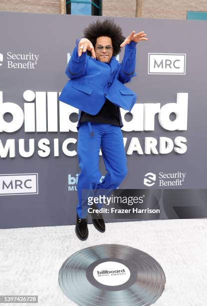 Maxwell attends the 2022 Billboard Music Awards at MGM Grand Garden Arena on May 15, 2022 in Las Vegas, Nevada.