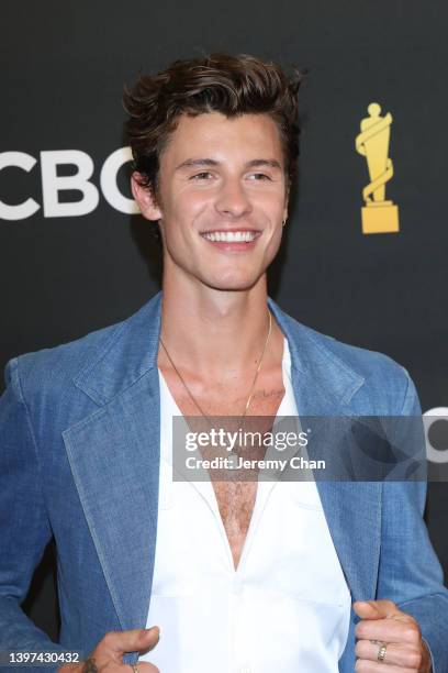 Shawn Mendes attends the 2022 JUNO Awards Broadcast at Budweiser Stage on May 15, 2022 in Toronto, Ontario.