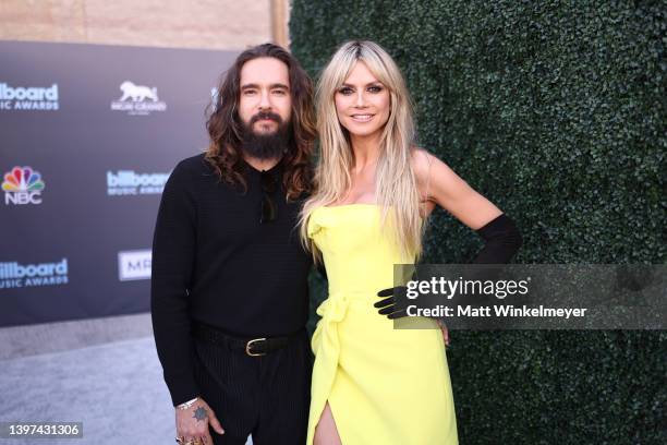 Tom Kaulitz and Heidi Klum attend the 2022 Billboard Music Awards at MGM Grand Garden Arena on May 15, 2022 in Las Vegas, Nevada.