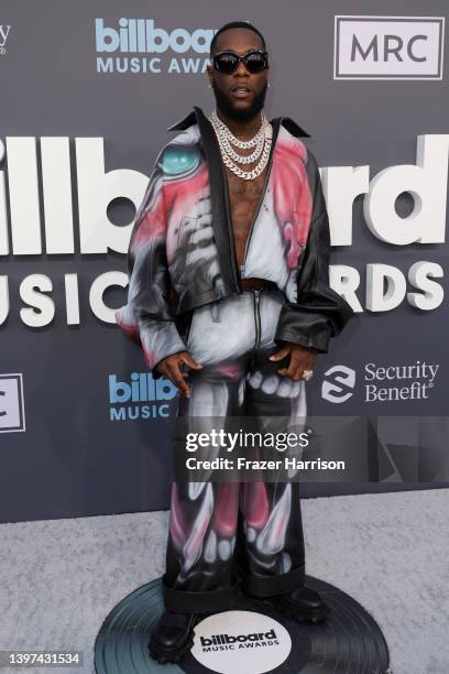 Burna Boy attends the 2022 Billboard Music Awards at MGM Grand Garden Arena on May 15, 2022 in Las Vegas, Nevada.