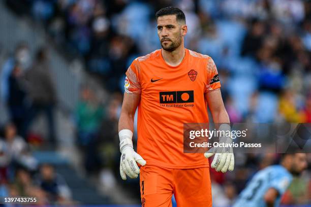 Kiko Casilla of Elche in action during the LaLiga Santander match between RC Celta de Vigo and Elche CF at Abanca-BalaÌdos on May 15, 2022 in Vigo,...