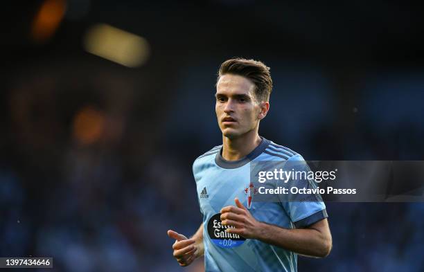 Denis Suárez of Celta de Vigo in action during the LaLiga Santander match between RC Celta de Vigo and Elche CF at Abanca-BalaÌdos on May 15, 2022 in...