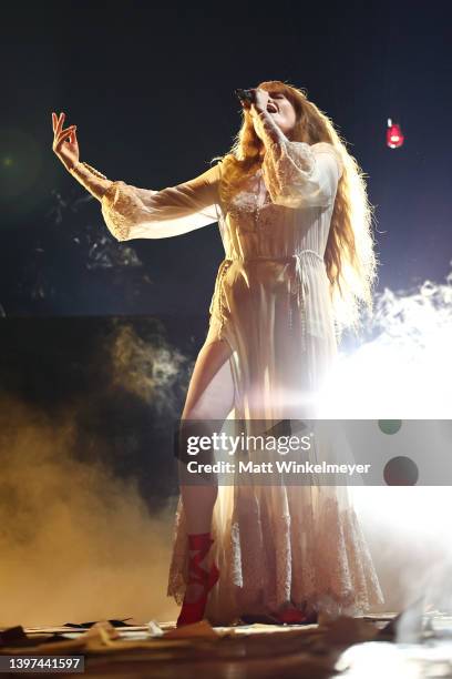 Florence Welch Florence + the Machine performs onstage during the 2022 Billboard Music Awards at MGM Grand Garden Arena on May 15, 2022 in Las Vegas,...