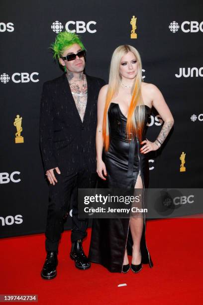 Mod Sun and Avril Lavigne attend the 2022 JUNO Awards Broadcast at Budweiser Stage on May 15, 2022 in Toronto, Ontario.