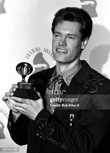 Grammy Winner Randy Travis backstage at the Grammy Awards Show, February 22, 1989 at Shrine Auditorium in Los Angeles, California.