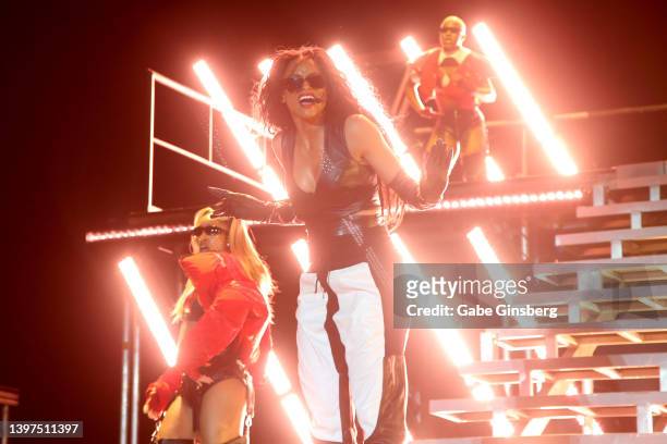 Singer Ciara performs with backup dancers during the 2022 Lovers & Friends music festival at the Las Vegas Festival Grounds on May 15, 2022 in Las...