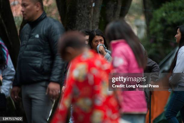 Crying Native Crying Native American Photos and Premium High Res Pictures - Getty Images