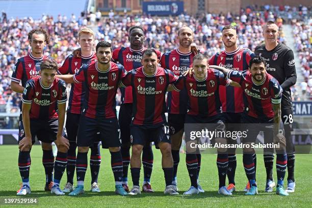 Team of Bologna FC line up during the Serie A match between Bologna FC and US Sassuolo at Stadio Renato Dall'Ara on May 15, 2022 in Bologna, Italy.