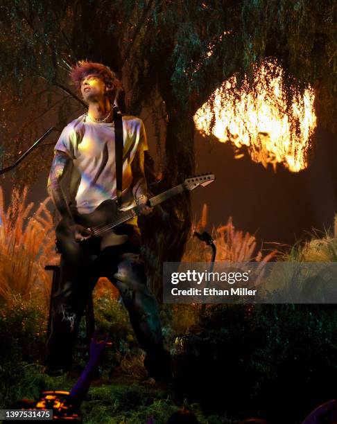 Machine Gun Kelly performs onstage during the 2022 Billboard Music Awards at MGM Grand Garden Arena on May 15, 2022 in Las Vegas, Nevada.