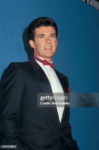 Actor Alan Thicke attending 39th Annual Primetime Emmy Awards on September 20, 1987 at the Pasadena Civic Auditorium in Pasadena, California.