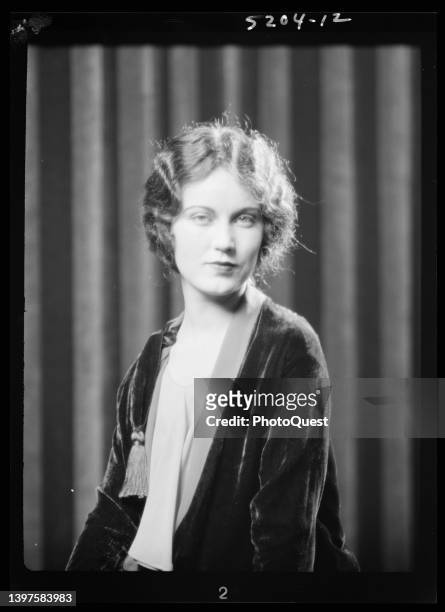 Portrait of Canadian-American actress Fay Wray , August 1927.