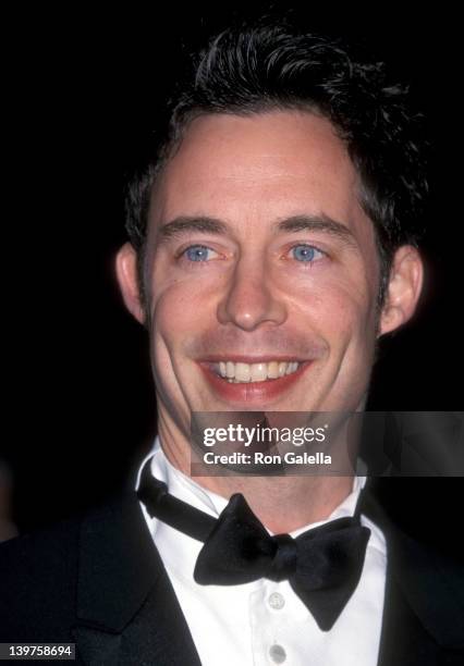 Actor Tom Cavanagh attends 27th Annual People's Choice Awards on January 7, 2001 at the Pasadena Civic Auditorium in Pasadena, California.