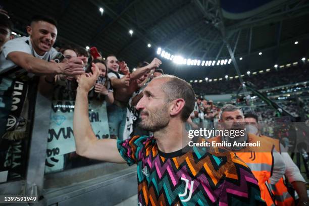 Giorgio Chiellini of Juventus interacts with fans after being substituted off during the Serie A match between Juventus and SS Lazio at Allianz...