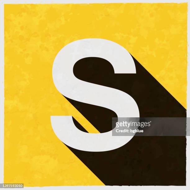 ilustraciones, imágenes clip art, dibujos animados e iconos de stock de letra s. icono con sombra larga sobre fondo amarillo texturizado - letter s