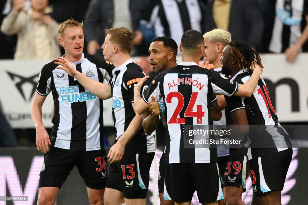 Newcastle United v Arsenal - Premier League