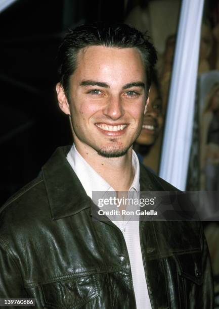 Kerr Smith at the World Premiere of "Josie and the Pussycats", GC Galaxy Theater.