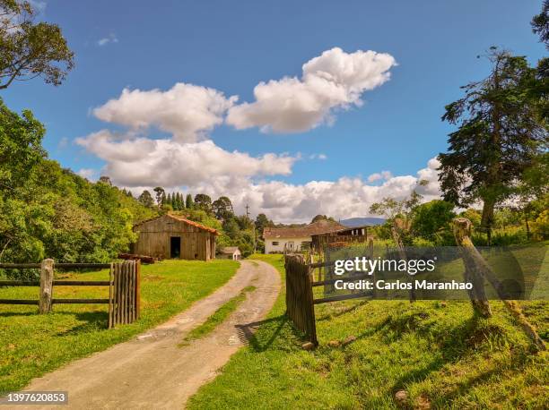 rural area of urubici - casa campo fotografías e imágenes de stock