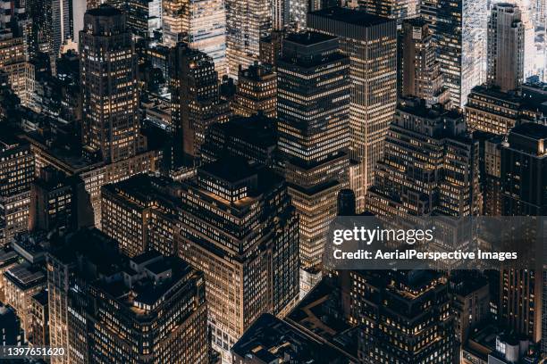 manhattan at night / new york city - light grid pattern stock pictures, royalty-free photos & images